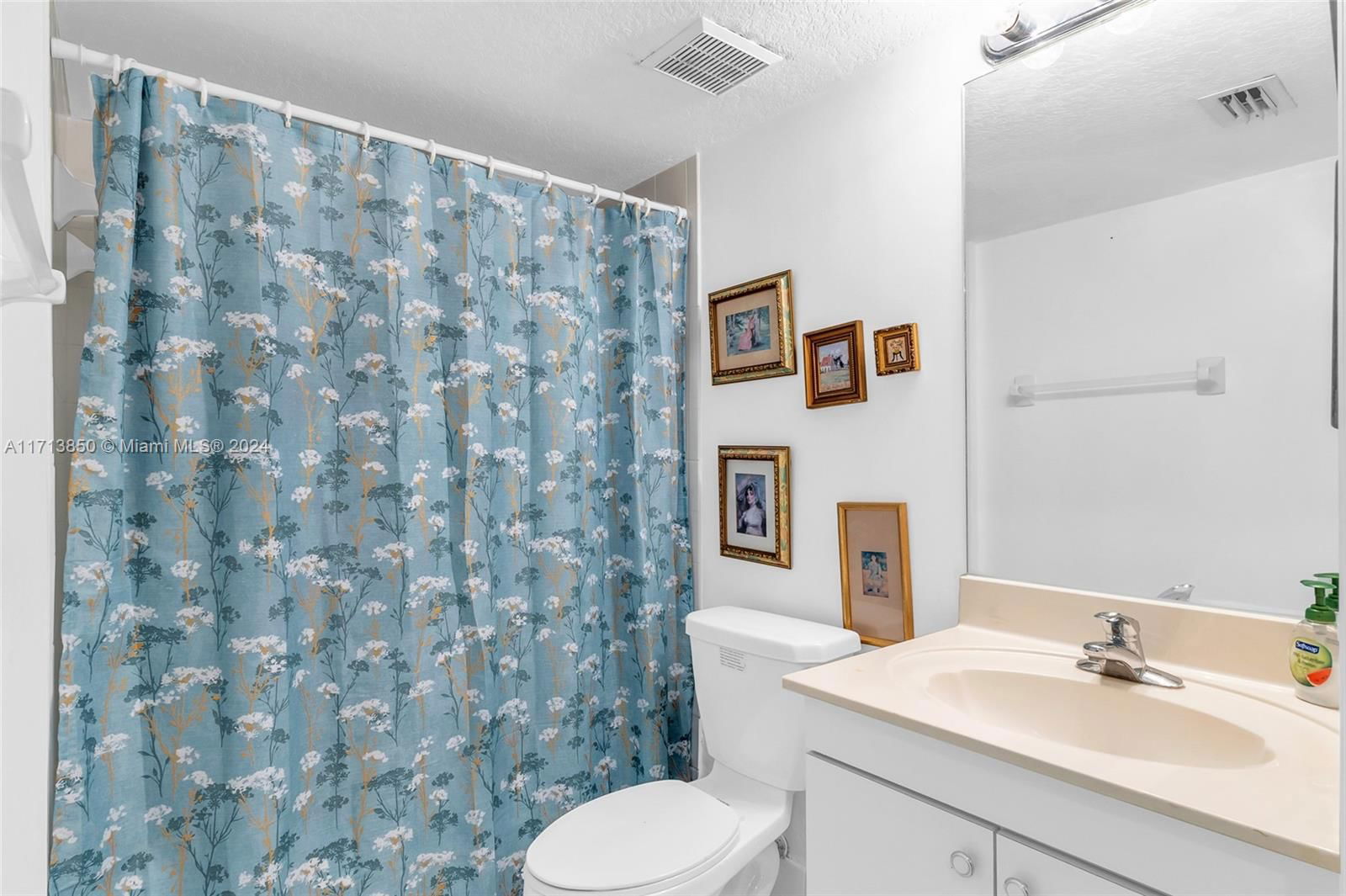 Real estate property located at 1261 31st Ct #104-53, Miami-dade, Venetia Gardens South Con, Homestead, FL