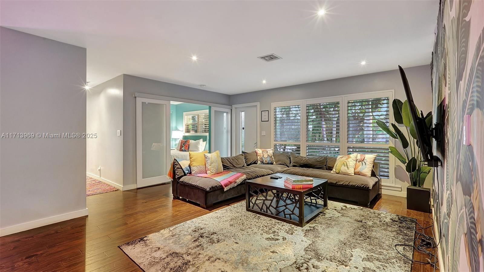 Real estate property located at 801 24th St, Broward, Babco Park, Wilton Manors, FL