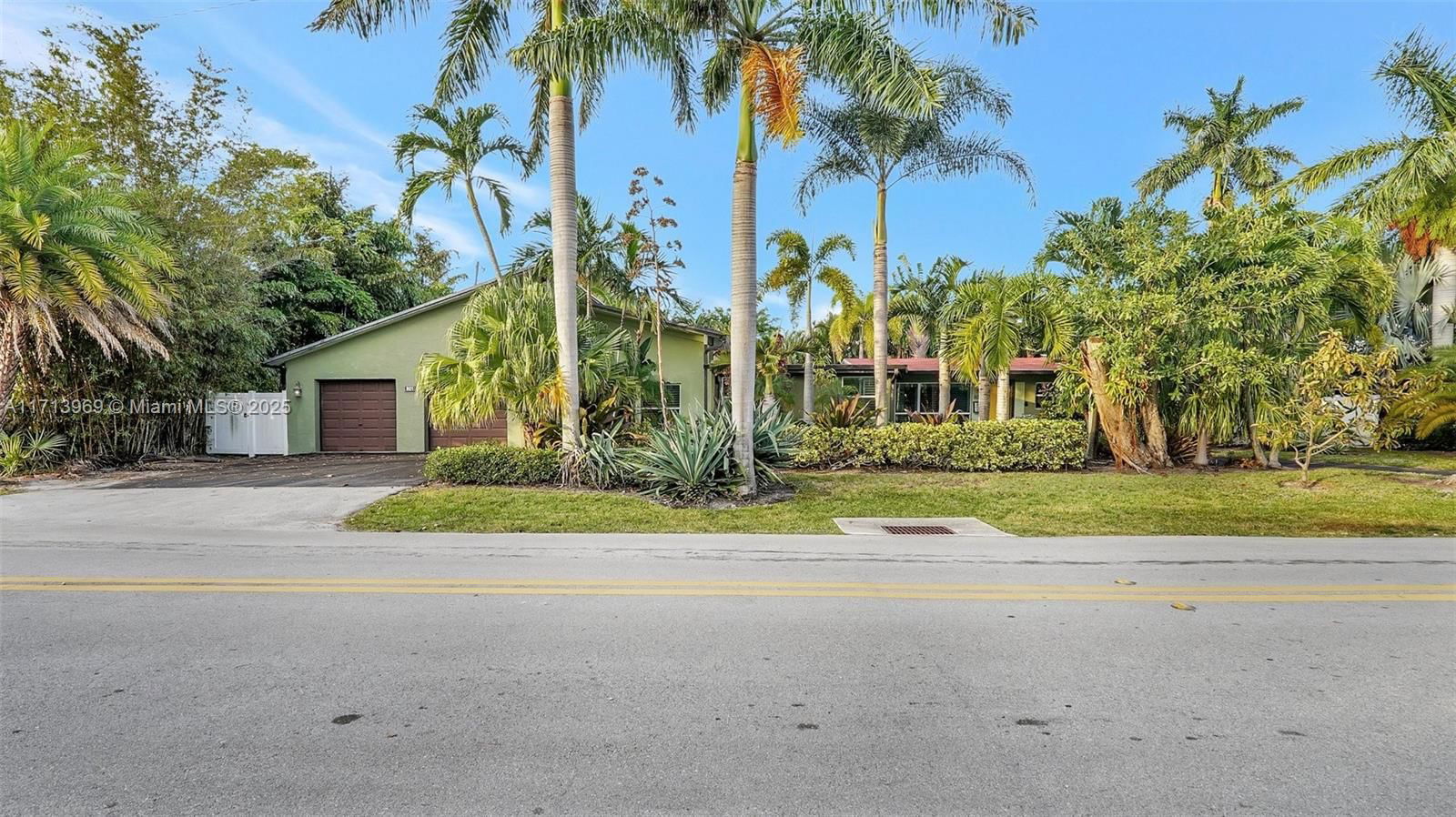 Real estate property located at 801 24th St, Broward, Babco Park, Wilton Manors, FL