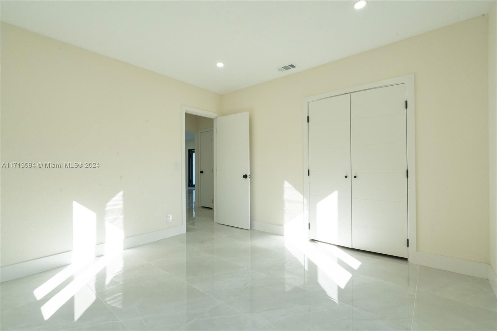 Real estate property located at 12940 Miami Ct, Miami-dade, Biscayne Gardens Sec H Pa, Miami, FL