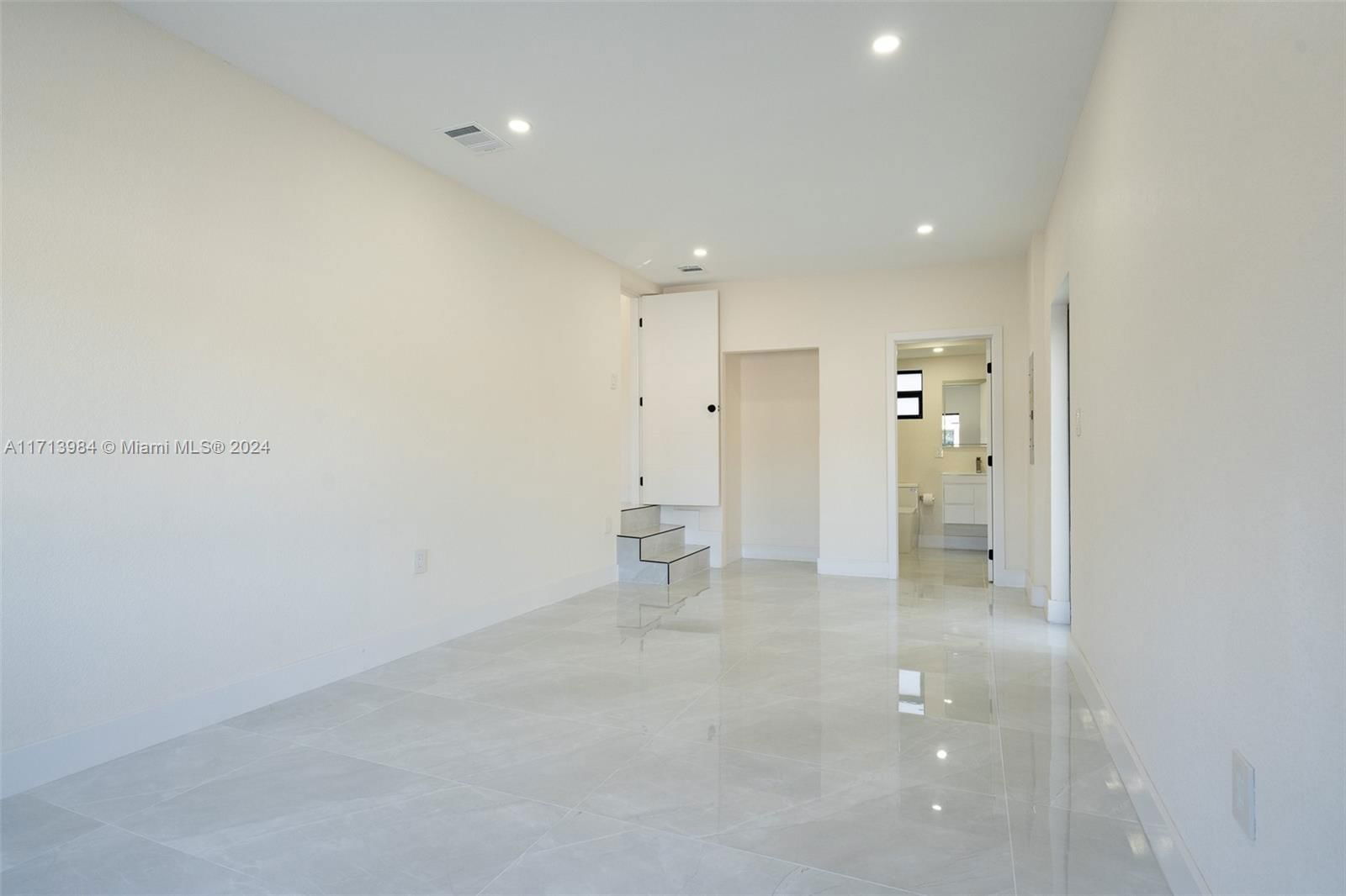 Real estate property located at 12940 Miami Ct, Miami-dade, Biscayne Gardens Sec H Pa, Miami, FL