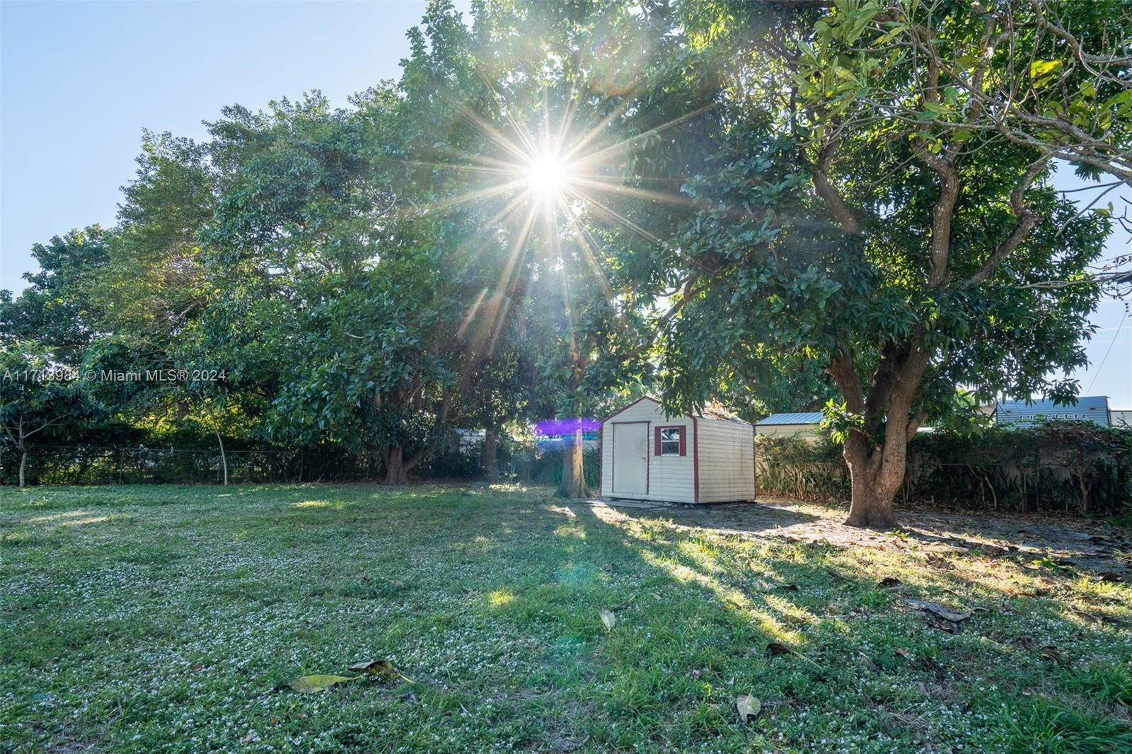 Real estate property located at 12940 Miami Ct, Miami-dade, Biscayne Gardens Sec H Pa, Miami, FL