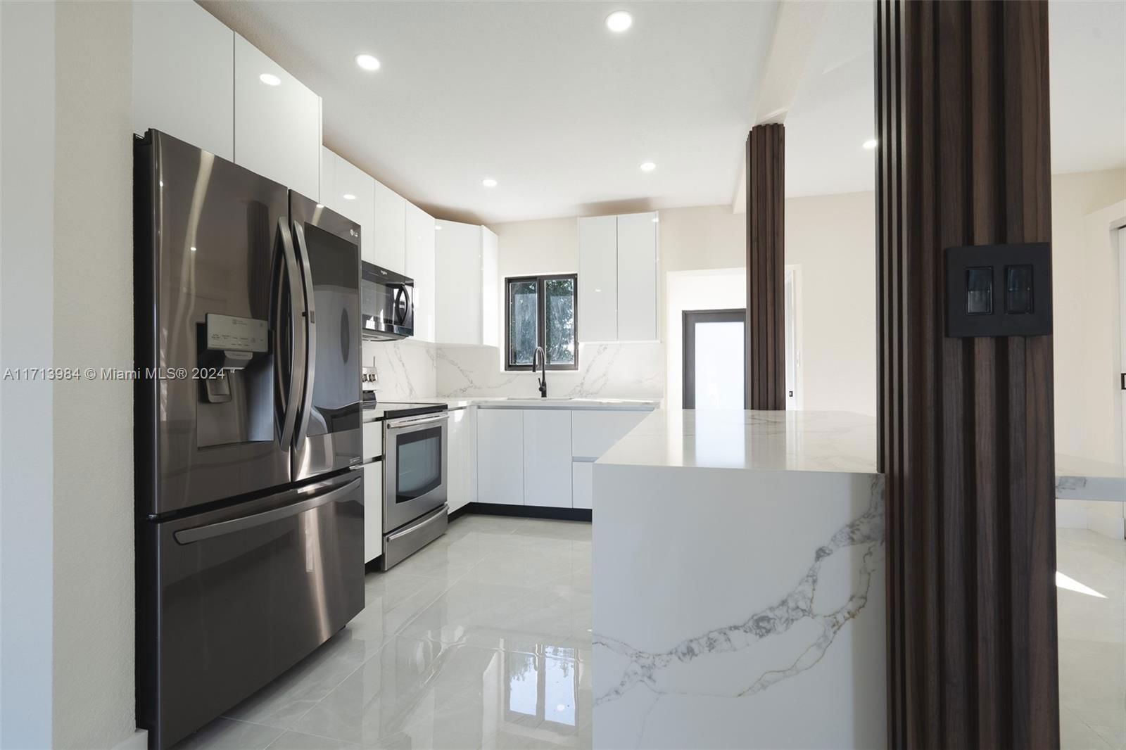 Real estate property located at 12940 Miami Ct, Miami-dade, Biscayne Gardens Sec H Pa, Miami, FL