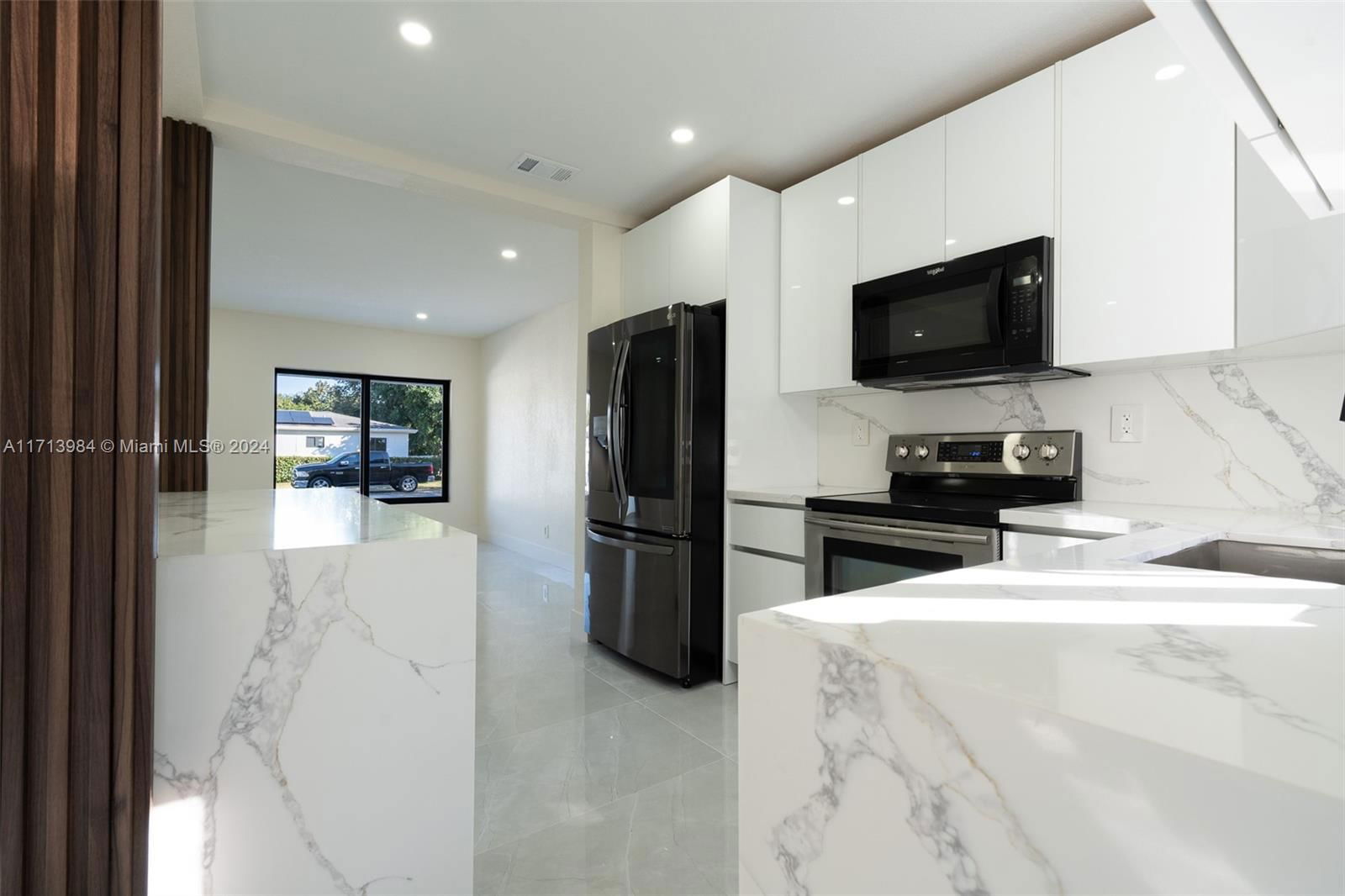 Real estate property located at 12940 Miami Ct, Miami-dade, Biscayne Gardens Sec H Pa, Miami, FL