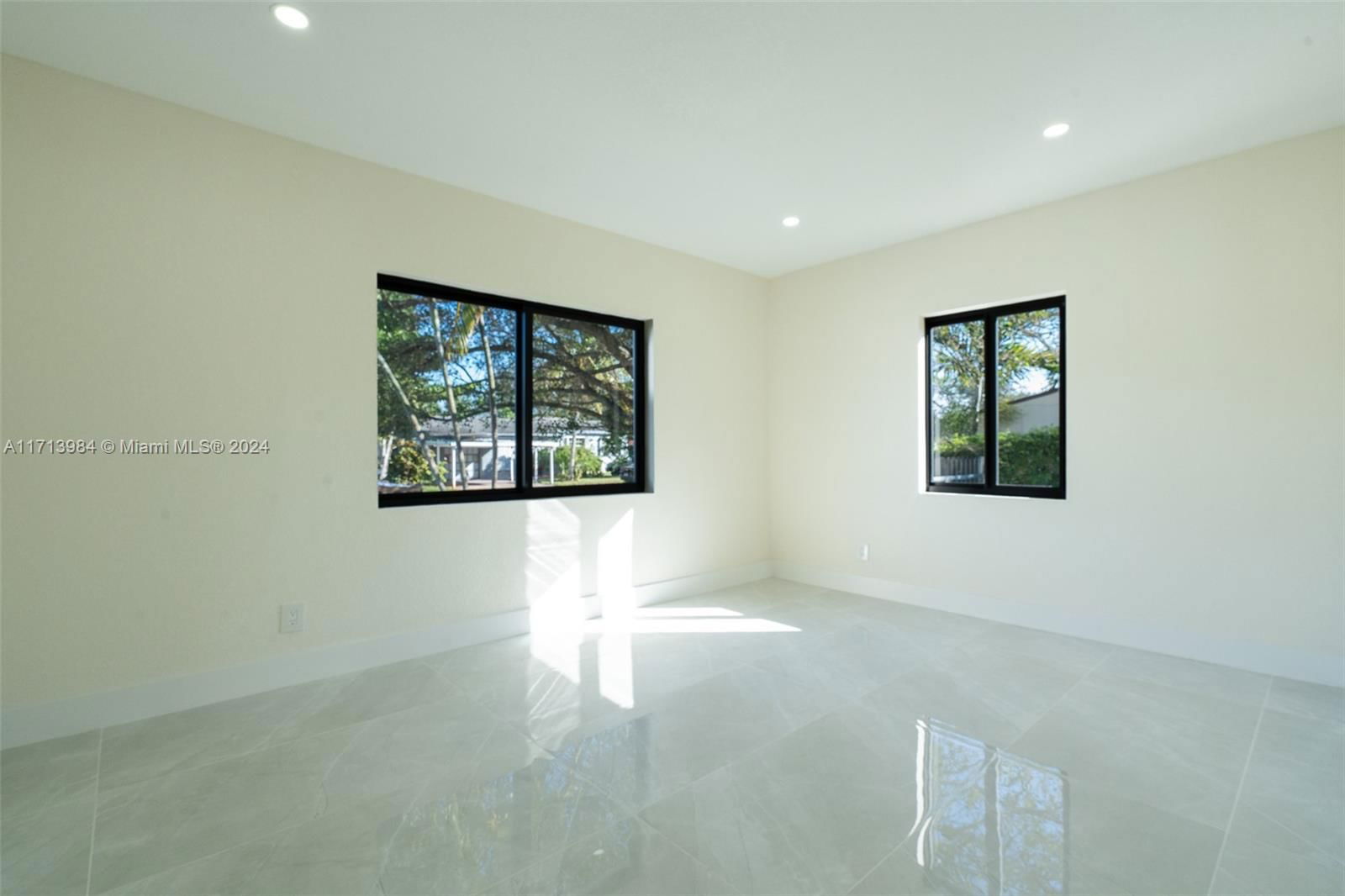 Real estate property located at 12940 Miami Ct, Miami-dade, Biscayne Gardens Sec H Pa, Miami, FL