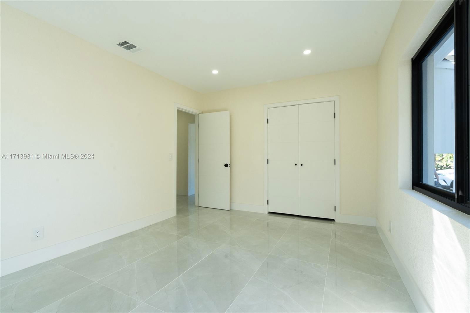 Real estate property located at 12940 Miami Ct, Miami-dade, Biscayne Gardens Sec H Pa, Miami, FL