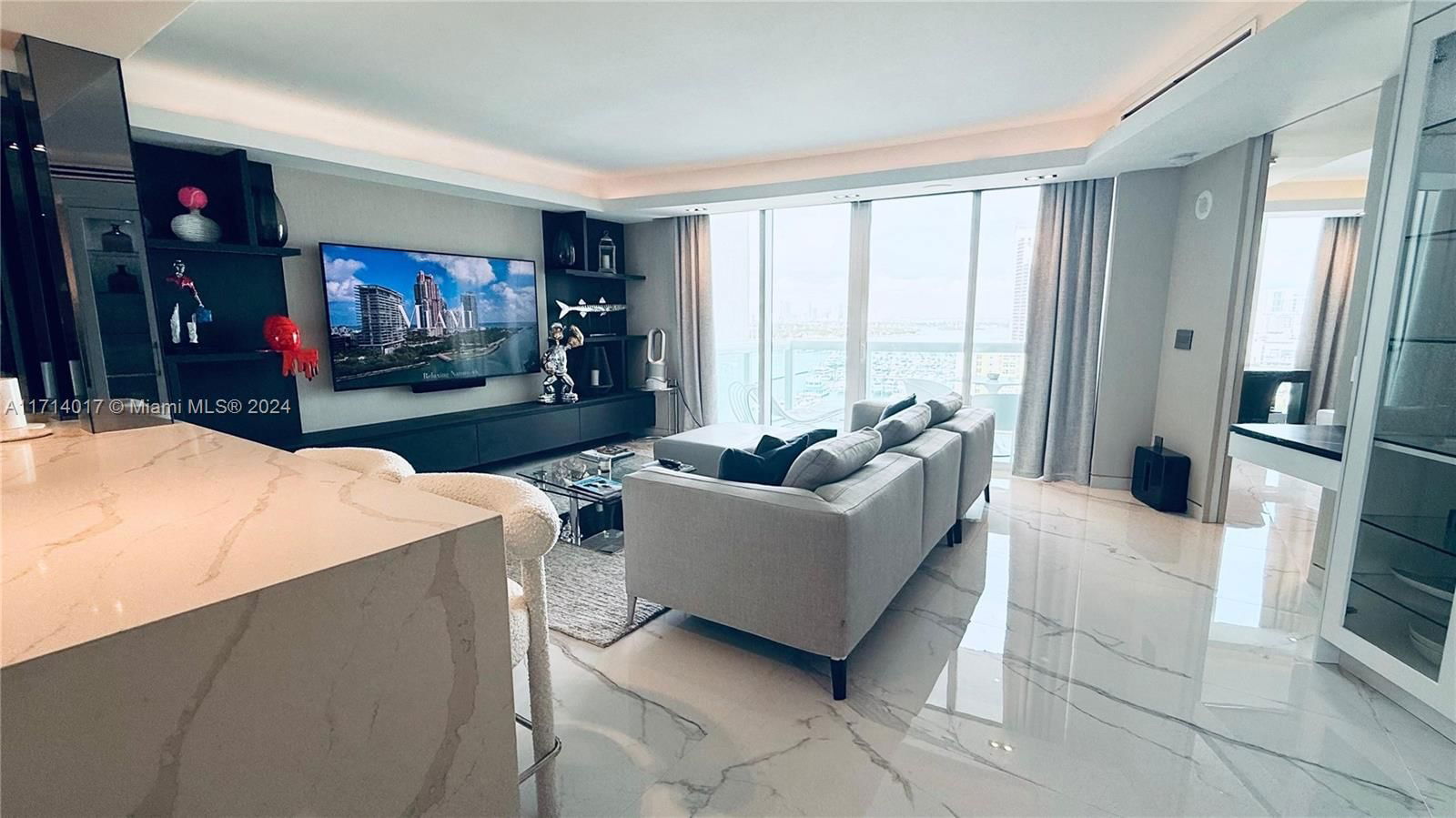 Real estate property located at 1000 Pointe Dr PH1706, Miami-Dade, MURANO AT PORTOFINO CONDO, Miami Beach, FL