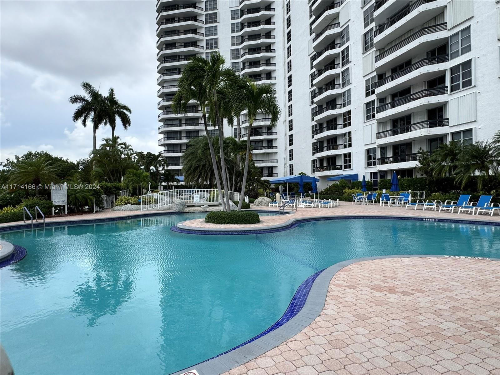 Real estate property located at 3530 Mystic Pointe Dr #2602, Miami-Dade, MYSTIC POINTE TOWER 500 C, Aventura, FL