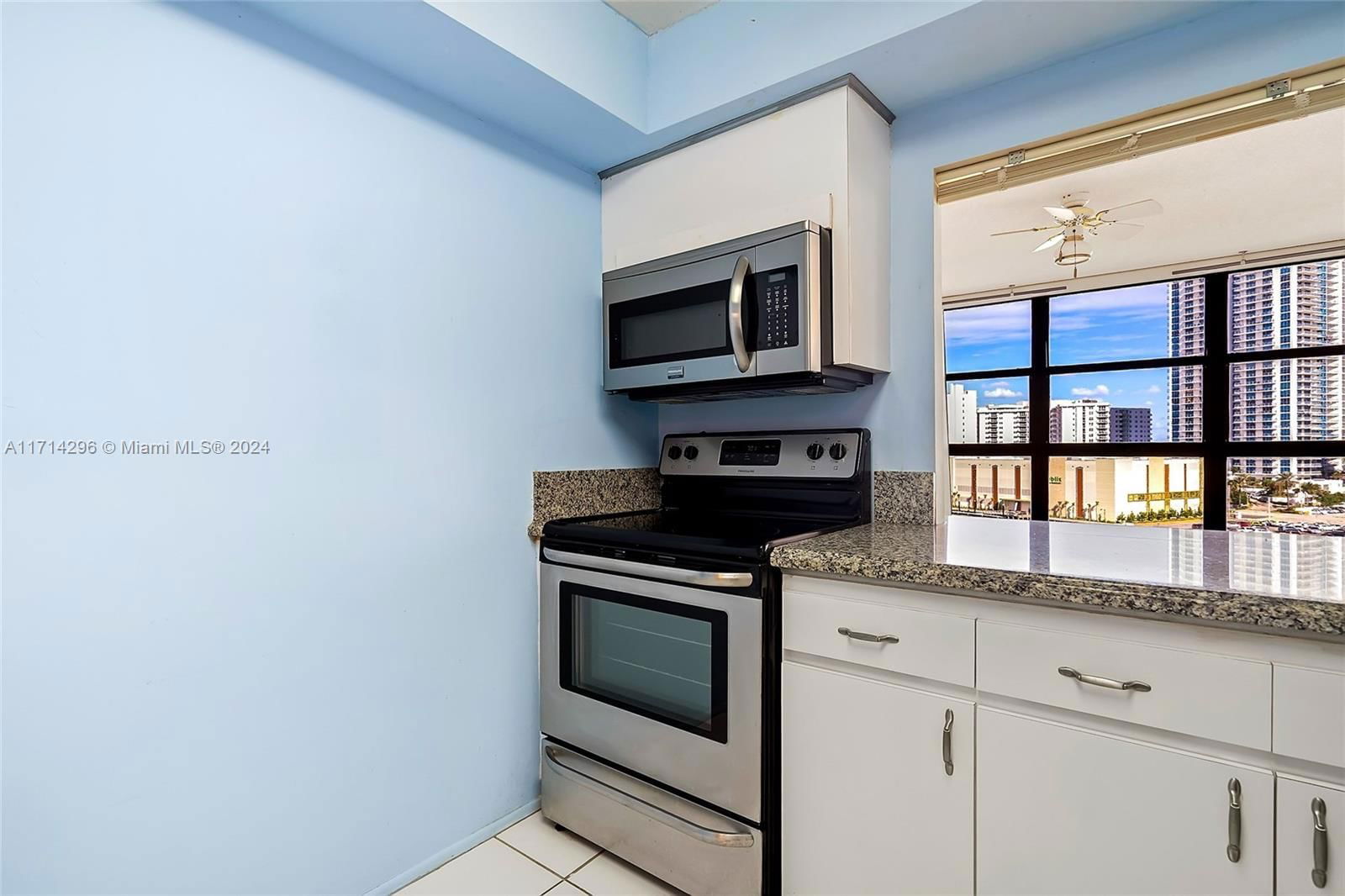 Real estate property located at 400 Leslie Dr #908, Broward, Towers Of Oceanview East, Hallandale Beach, FL