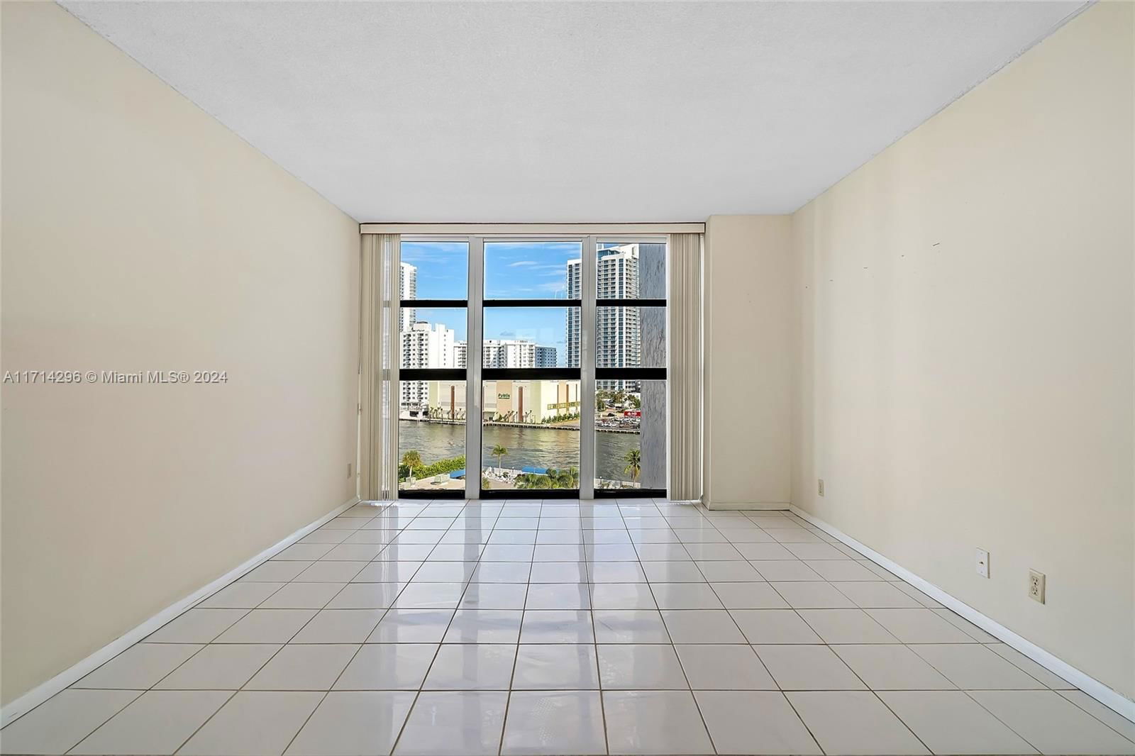 Real estate property located at 400 Leslie Dr #908, Broward, Towers Of Oceanview East, Hallandale Beach, FL
