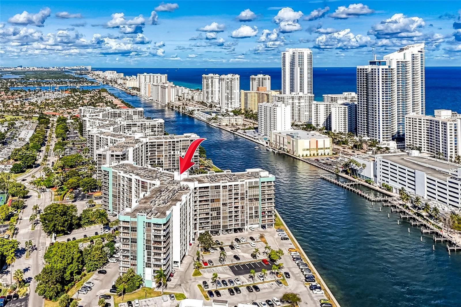 Real estate property located at 400 Leslie Dr #908, Broward, Towers Of Oceanview East, Hallandale Beach, FL