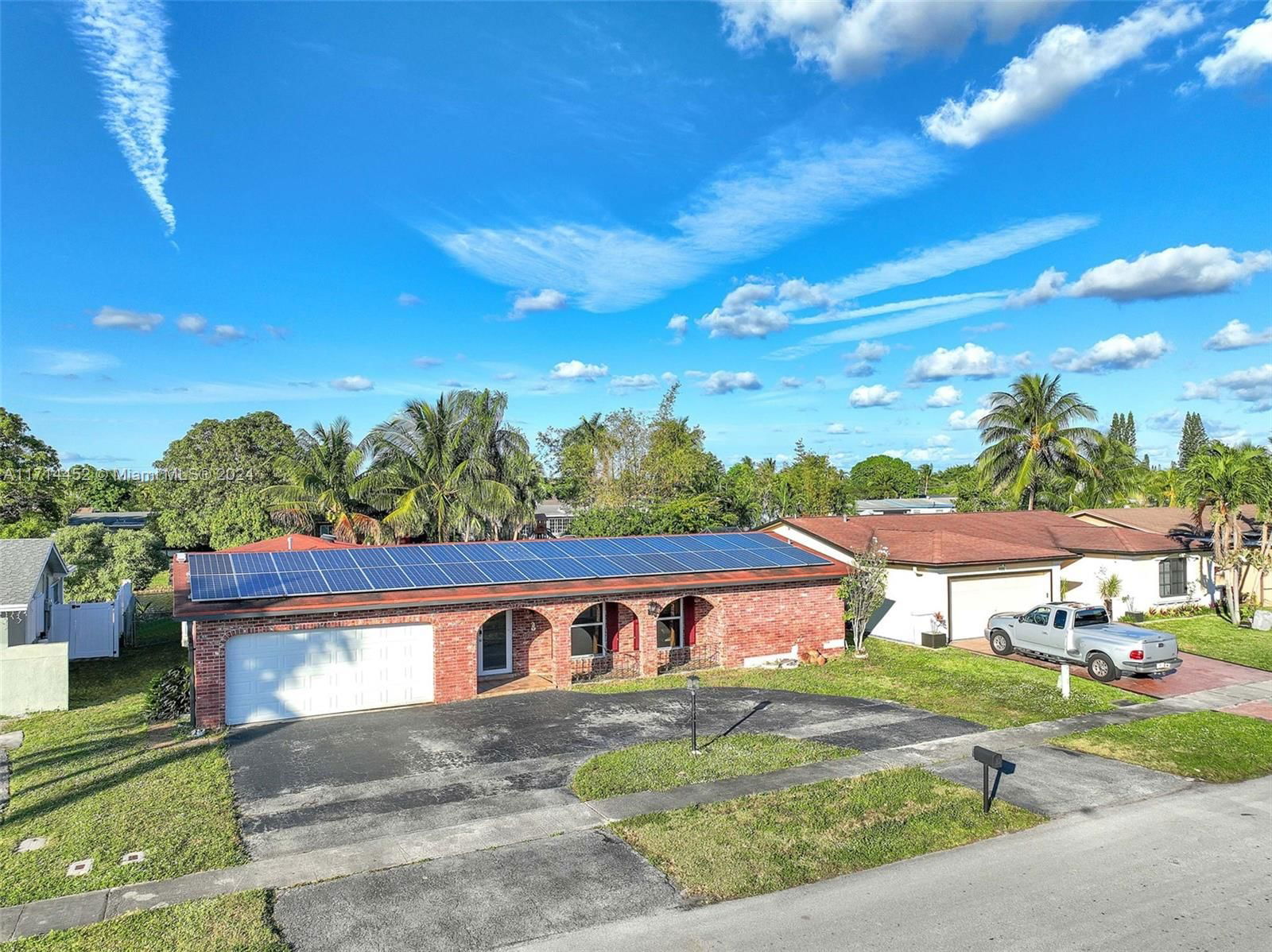 Real estate property located at 9301 24th Ct, Broward, SUNRISE GOLF VILLAGE SEC, Sunrise, FL