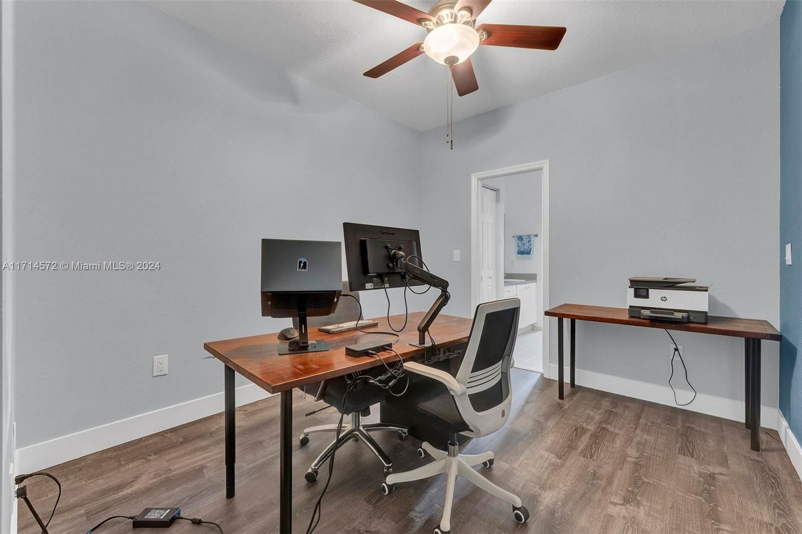 Real estate property located at 8207 Santa Monica Ter, Broward, Santa Monica, Tamarac, FL