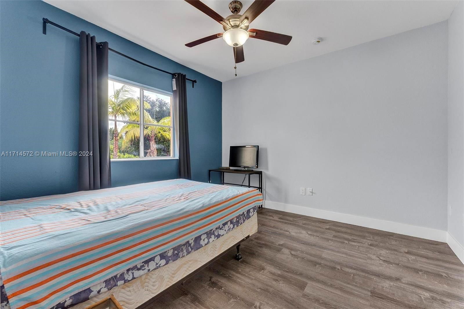 Real estate property located at 8207 Santa Monica Ter, Broward, Santa Monica, Tamarac, FL
