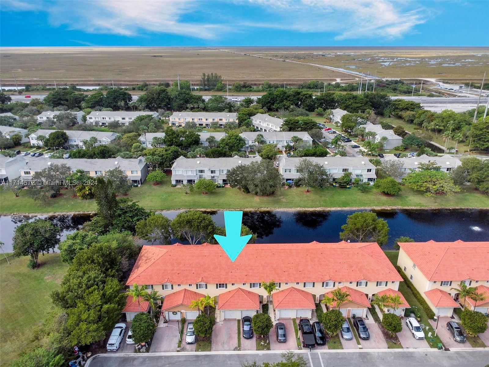 Real estate property located at 8207 Santa Monica Ter, Broward, Santa Monica, Tamarac, FL
