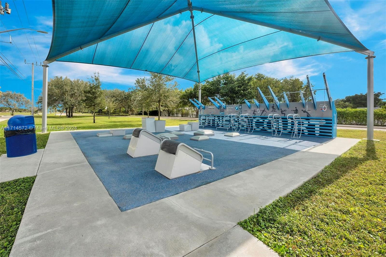 Real estate property located at 8207 Santa Monica Ter, Broward, Santa Monica, Tamarac, FL