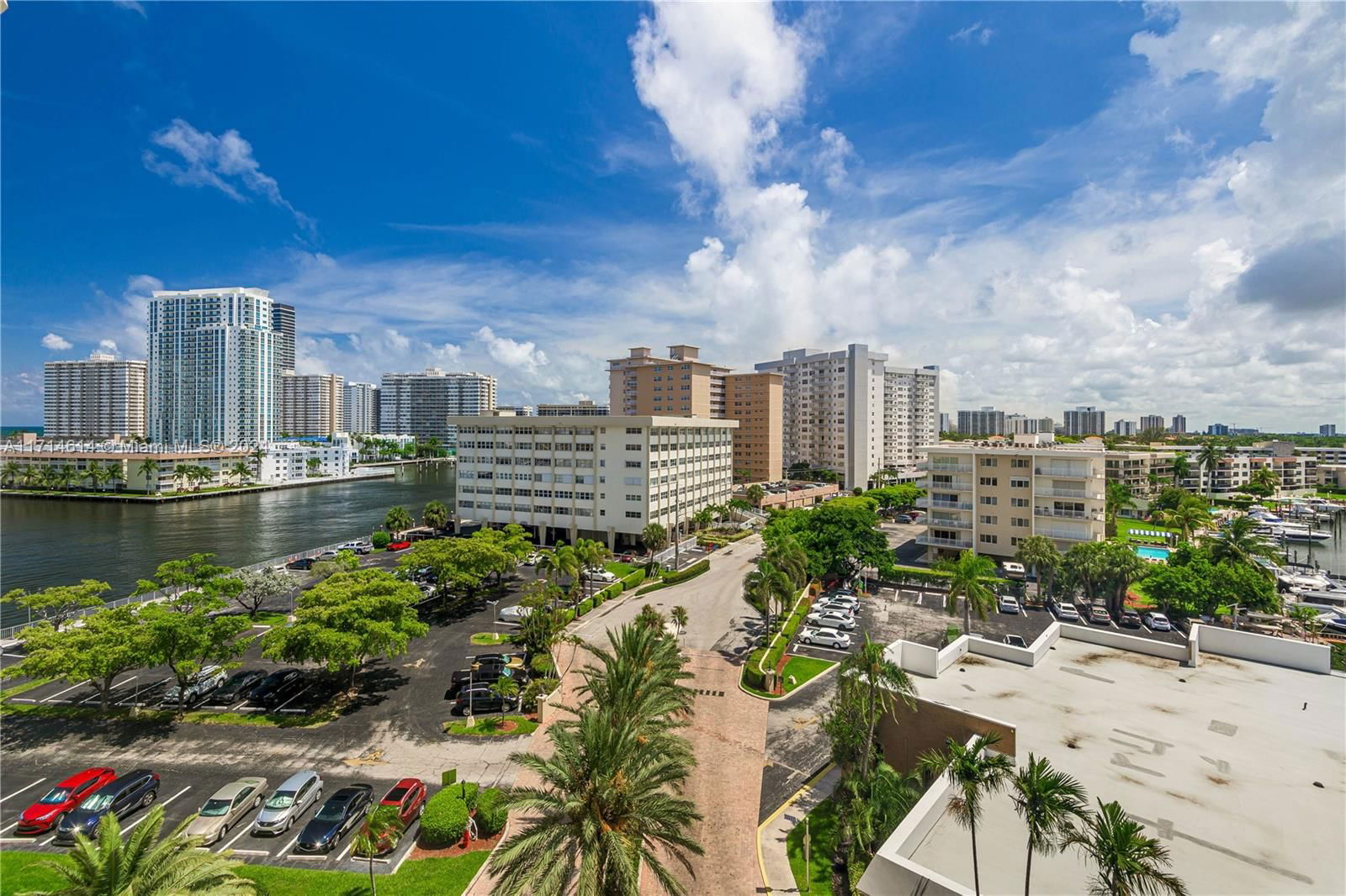 Real estate property located at 100 Golden Isles Dr #814, Broward, Lake Point Tower Condomin, Hallandale Beach, FL