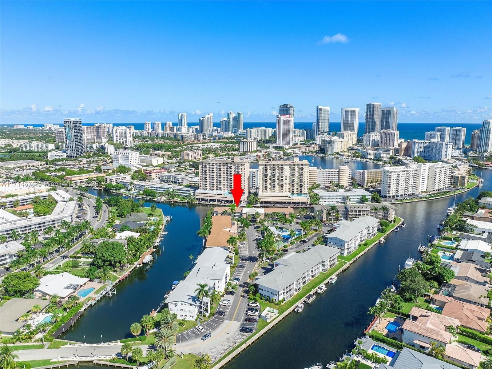Real estate property located at 450 Paradise Isle Blvd #204, Broward, Isle Of Paradise Co-op, Hallandale Beach, FL