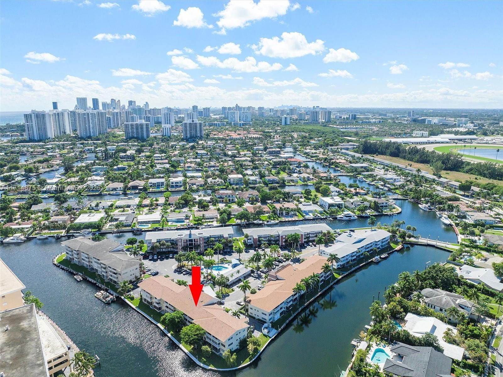 Real estate property located at 450 Paradise Isle Blvd #204, Broward, Isle Of Paradise Co-op, Hallandale Beach, FL