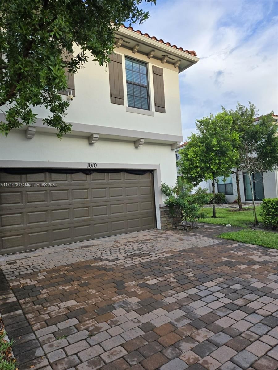 Real estate property located at 1010 White Oak Ter #1010, Palm Beach, Mediterranea, Riviera Beach, FL