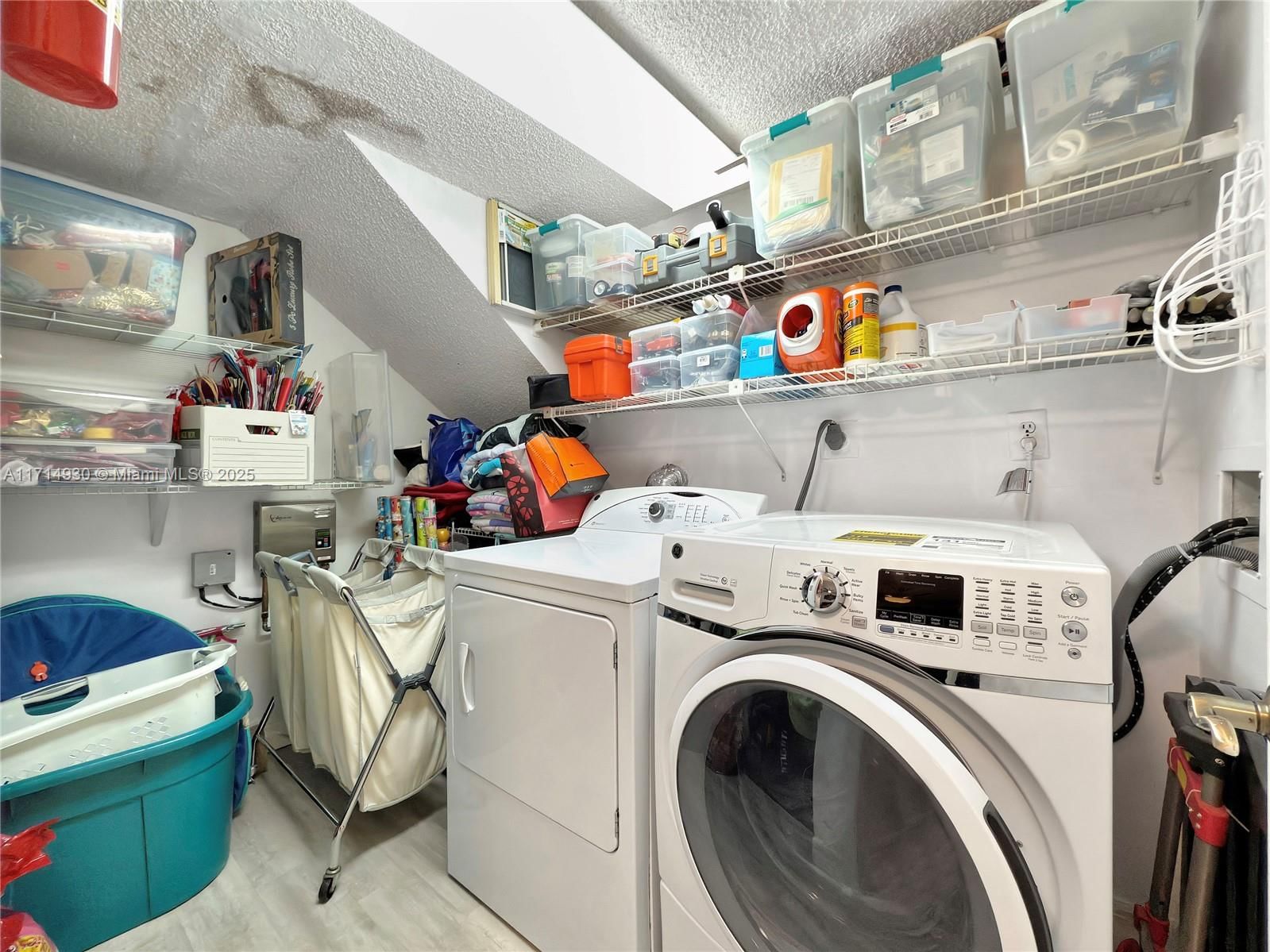 Real estate property located at 12810 67th Ter, Miami-dade, Woodgate North, Miami, FL
