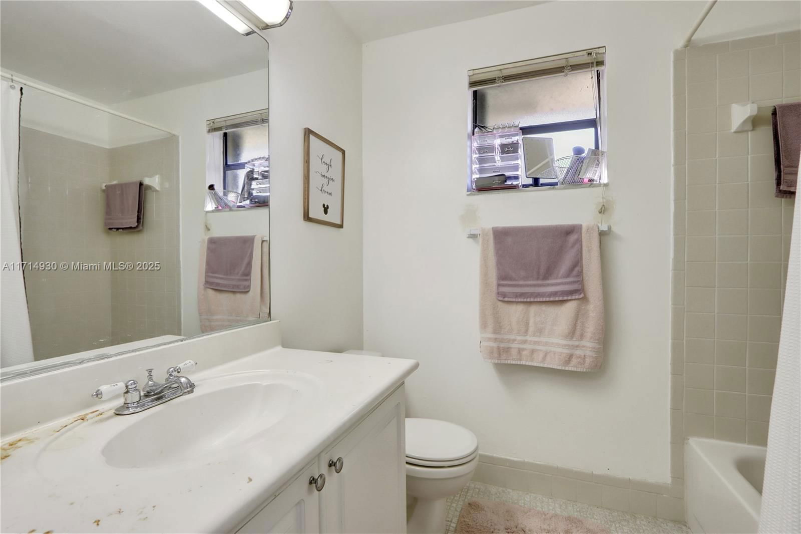 Real estate property located at 12810 67th Ter, Miami-dade, Woodgate North, Miami, FL