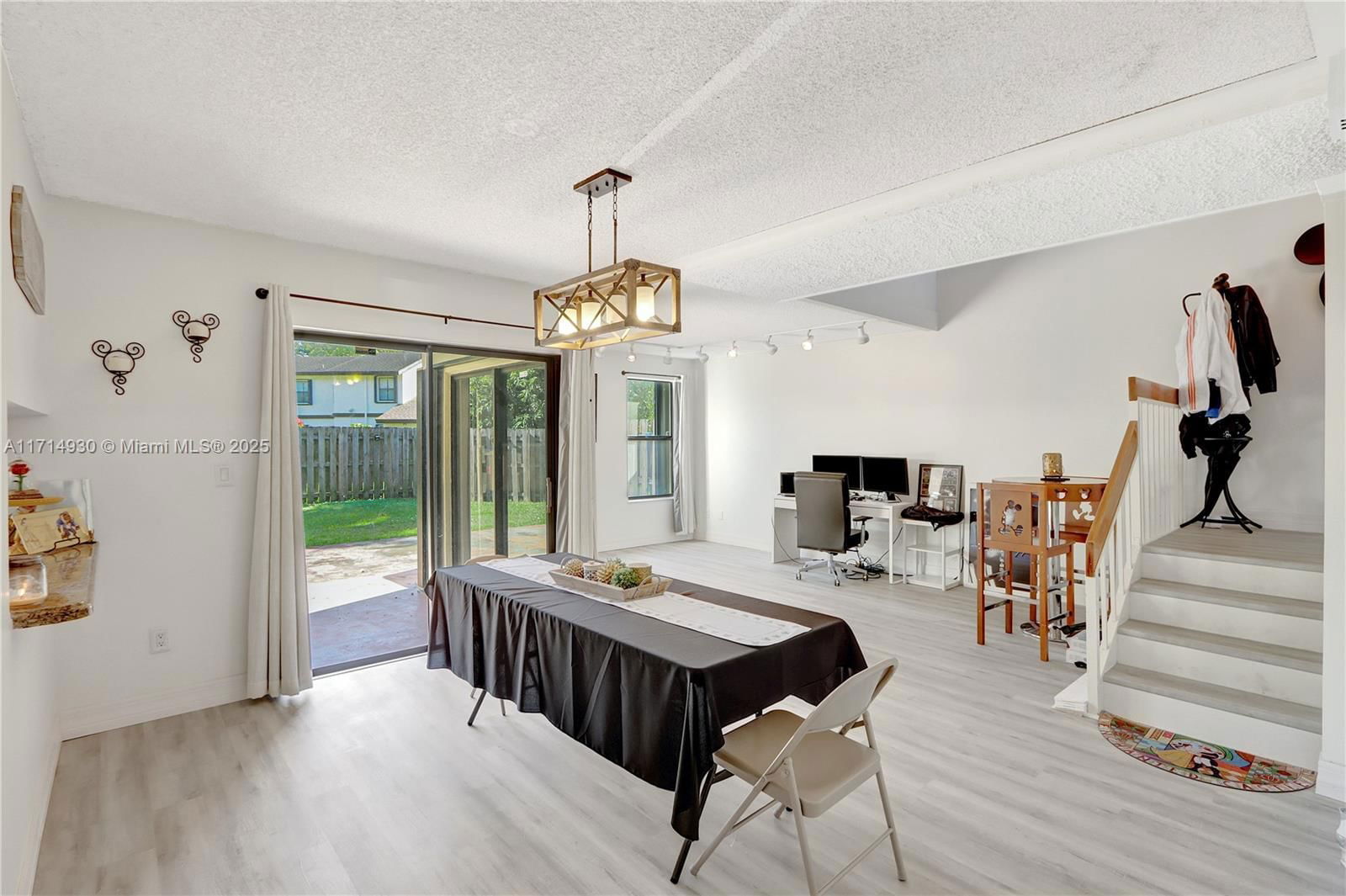 Real estate property located at 12810 67th Ter, Miami-dade, Woodgate North, Miami, FL