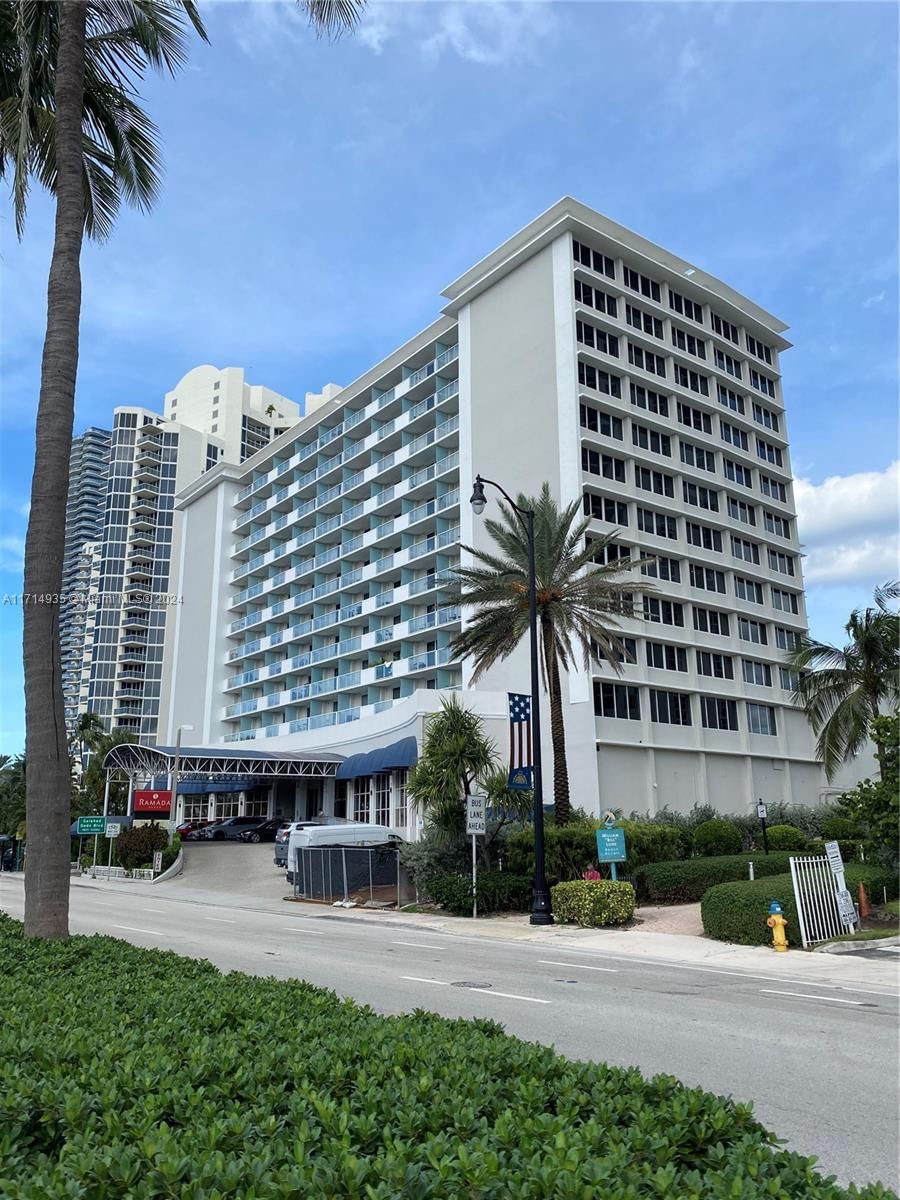 Real estate property located at 19201 Collins Ave #647, Miami-dade, The Aventura Beach Club C, Sunny Isles Beach, FL