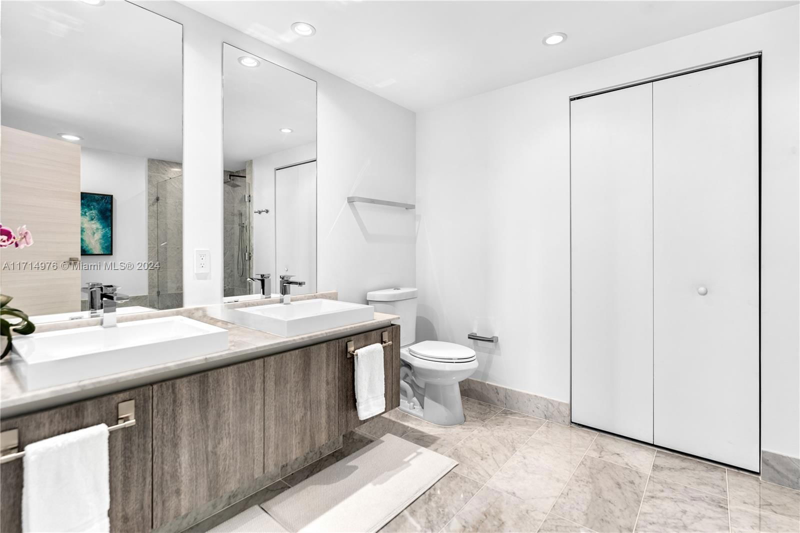 Real estate property located at 801 Miami Ave #4701, Miami-dade, 801 Sma Residences Condo, Miami, FL