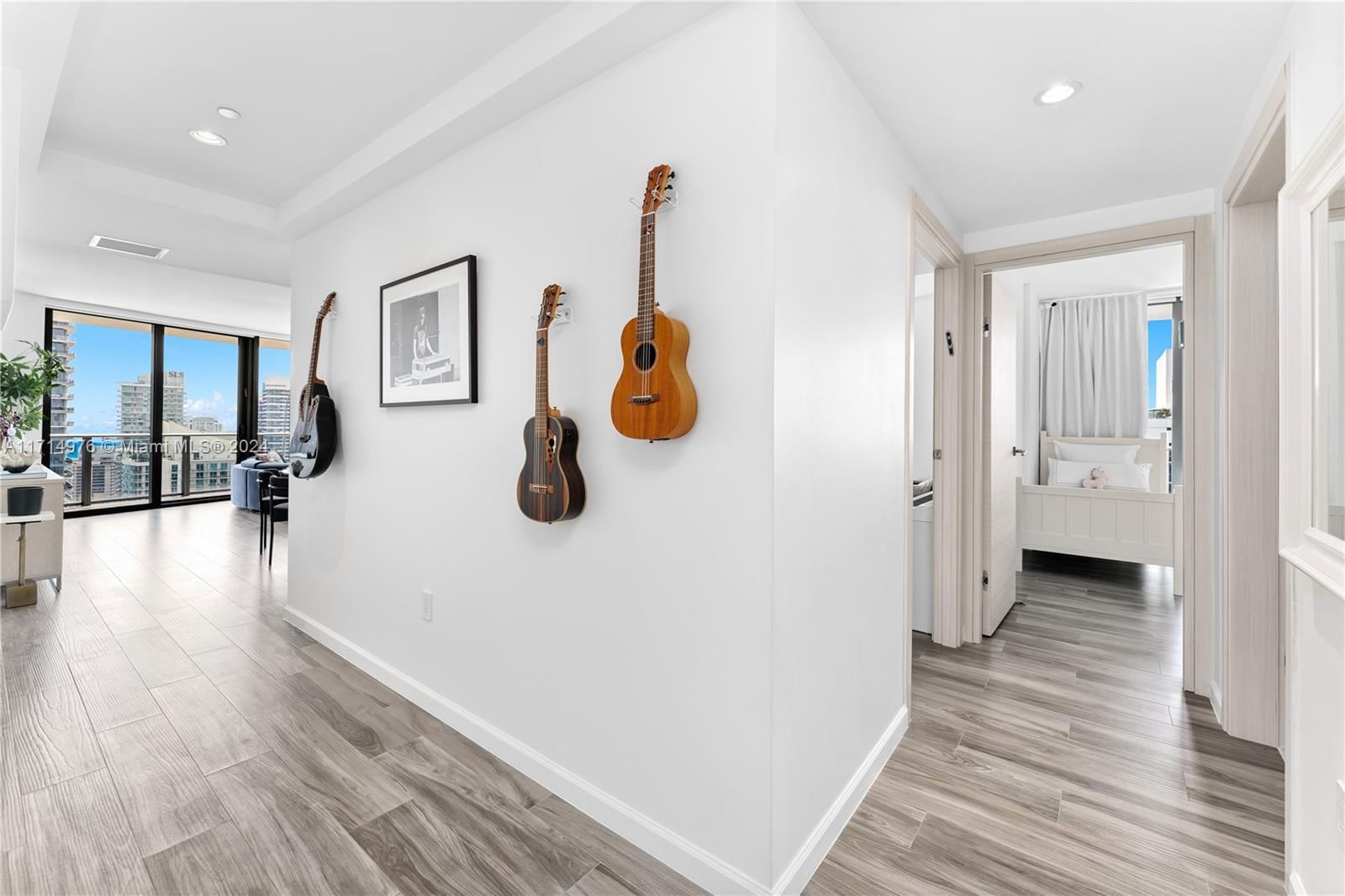 Real estate property located at 801 Miami Ave #4701, Miami-dade, 801 Sma Residences Condo, Miami, FL