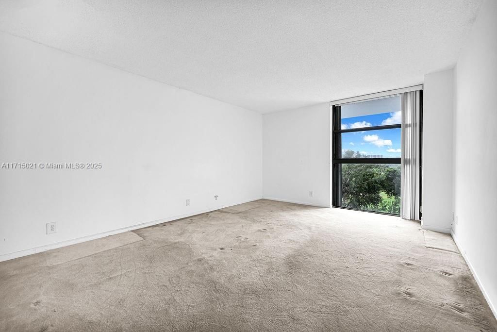 Real estate property located at 20355 34th Ct #725, Miami-dade, Delvista Towers Condo, Aventura, FL