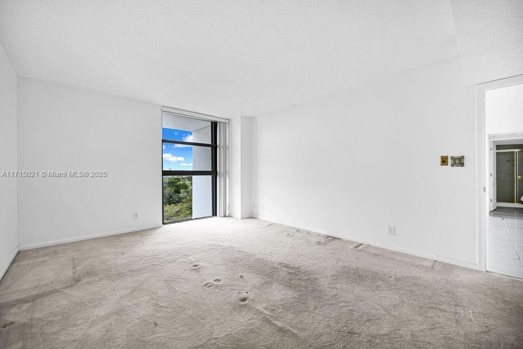 Real estate property located at 20355 34th Ct #725, Miami-dade, Delvista Towers Condo, Aventura, FL