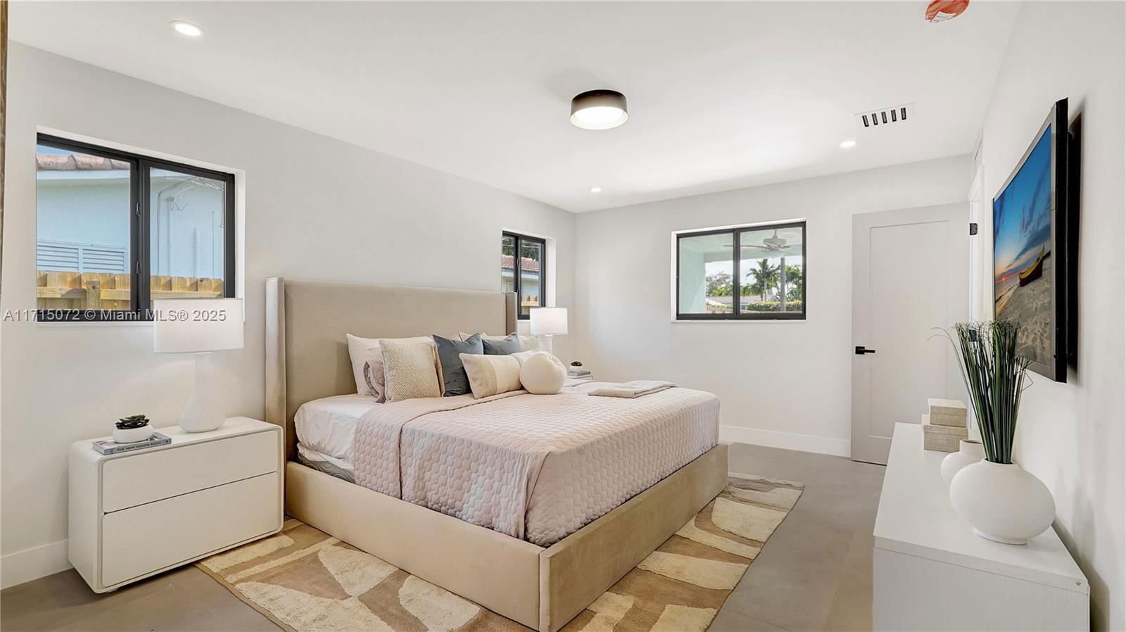 Real estate property located at 5212 Monroe St, Broward, Hollywood Hills, Hollywood, FL