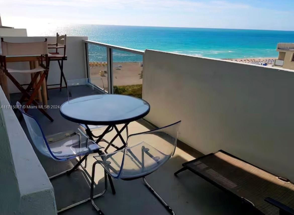 Real estate property located at 100 Lincoln Rd #1136, Miami-Dade, THE DECOPLAGE CONDO, Miami Beach, FL