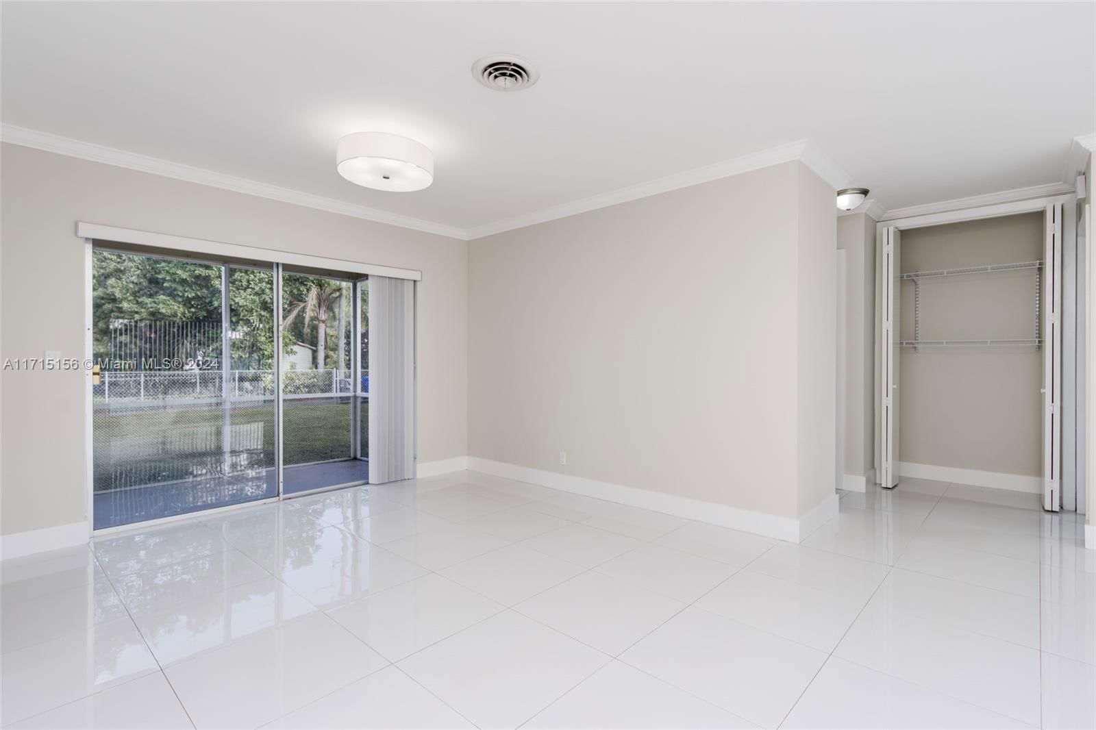 Real estate property located at 1917 42nd Ave, Broward, Hollywood Hills, Hollywood, FL