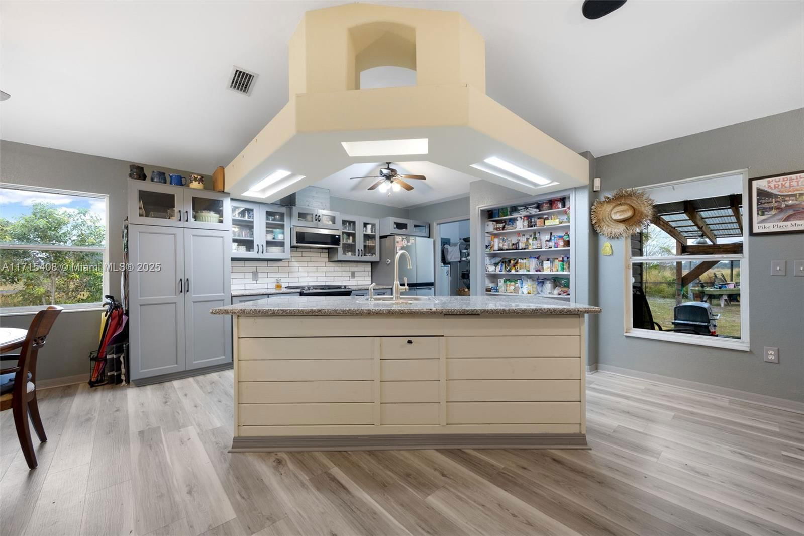Real estate property located at 2915 Ortona Locks Rd, Glades, Ortona, Moore Haven, FL