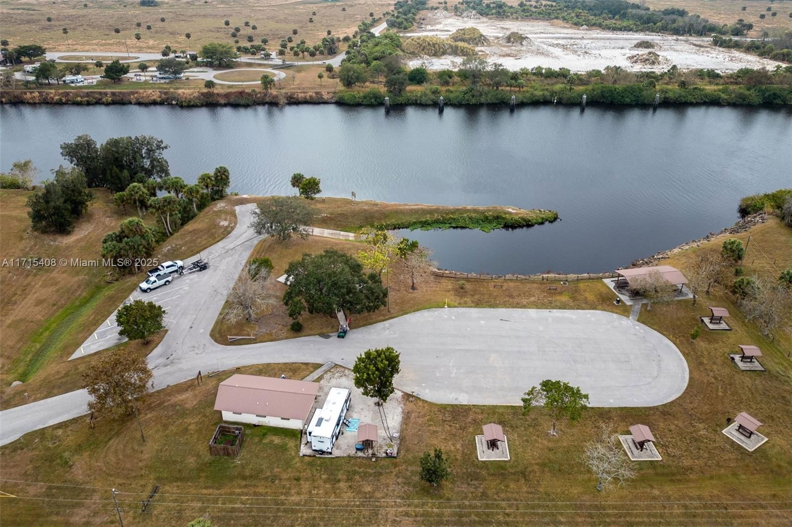 Real estate property located at 2915 Ortona Locks Rd, Glades, Ortona, Moore Haven, FL