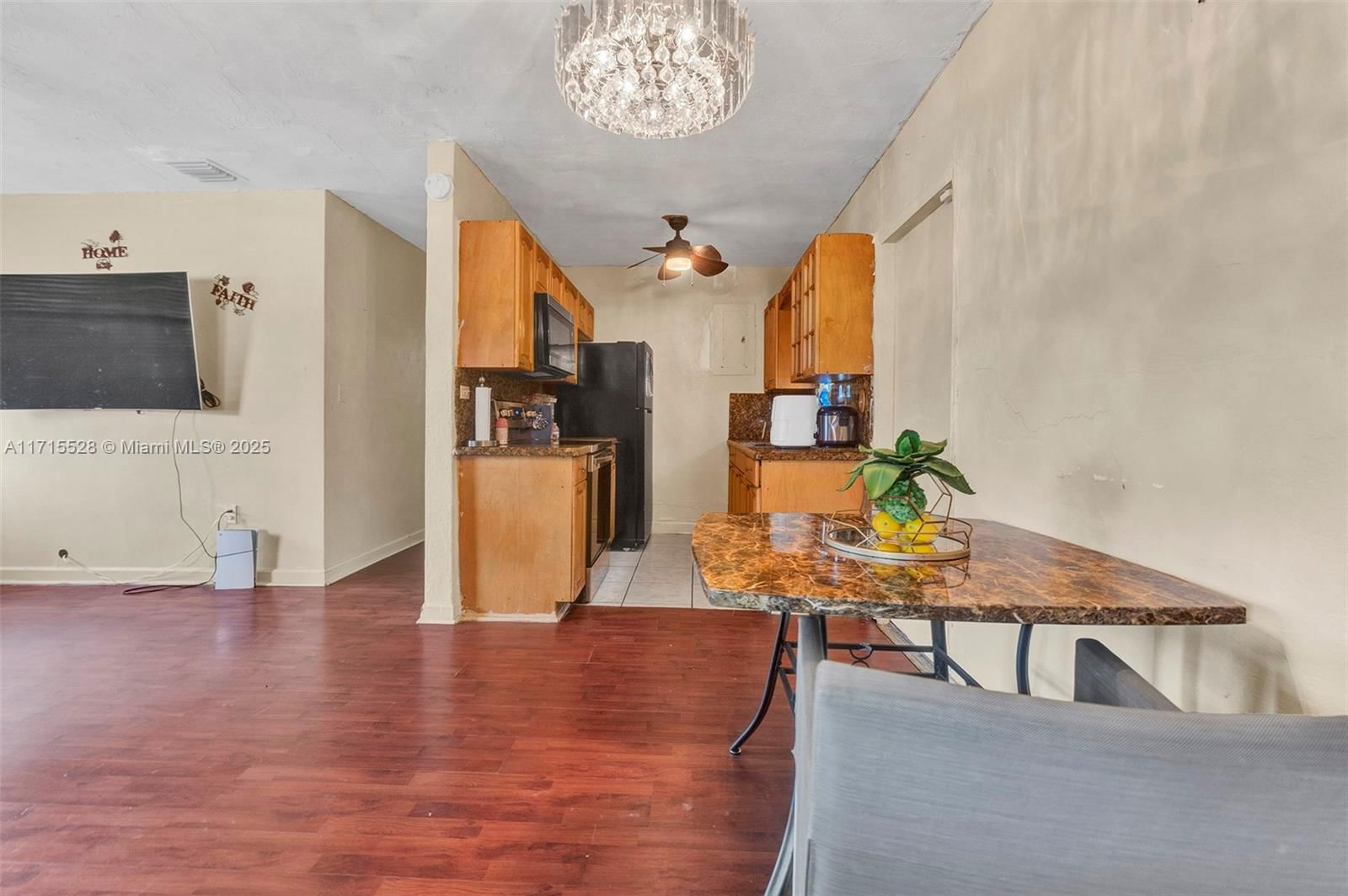 Real estate property located at 881 34th Ter, Broward, Sunrise Heights, Lauderhill, FL