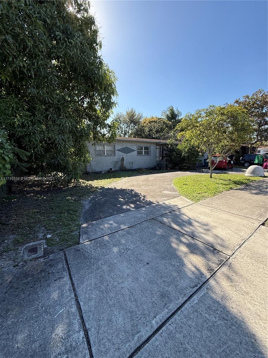 Real estate property located at 1310 115th St, Miami-dade, Curleyville, Miami, FL