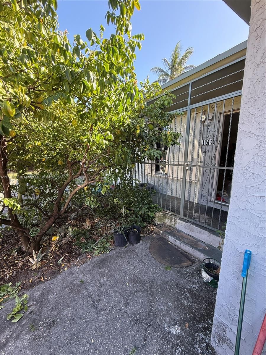 Real estate property located at 1310 115th St, Miami-dade, Curleyville, Miami, FL