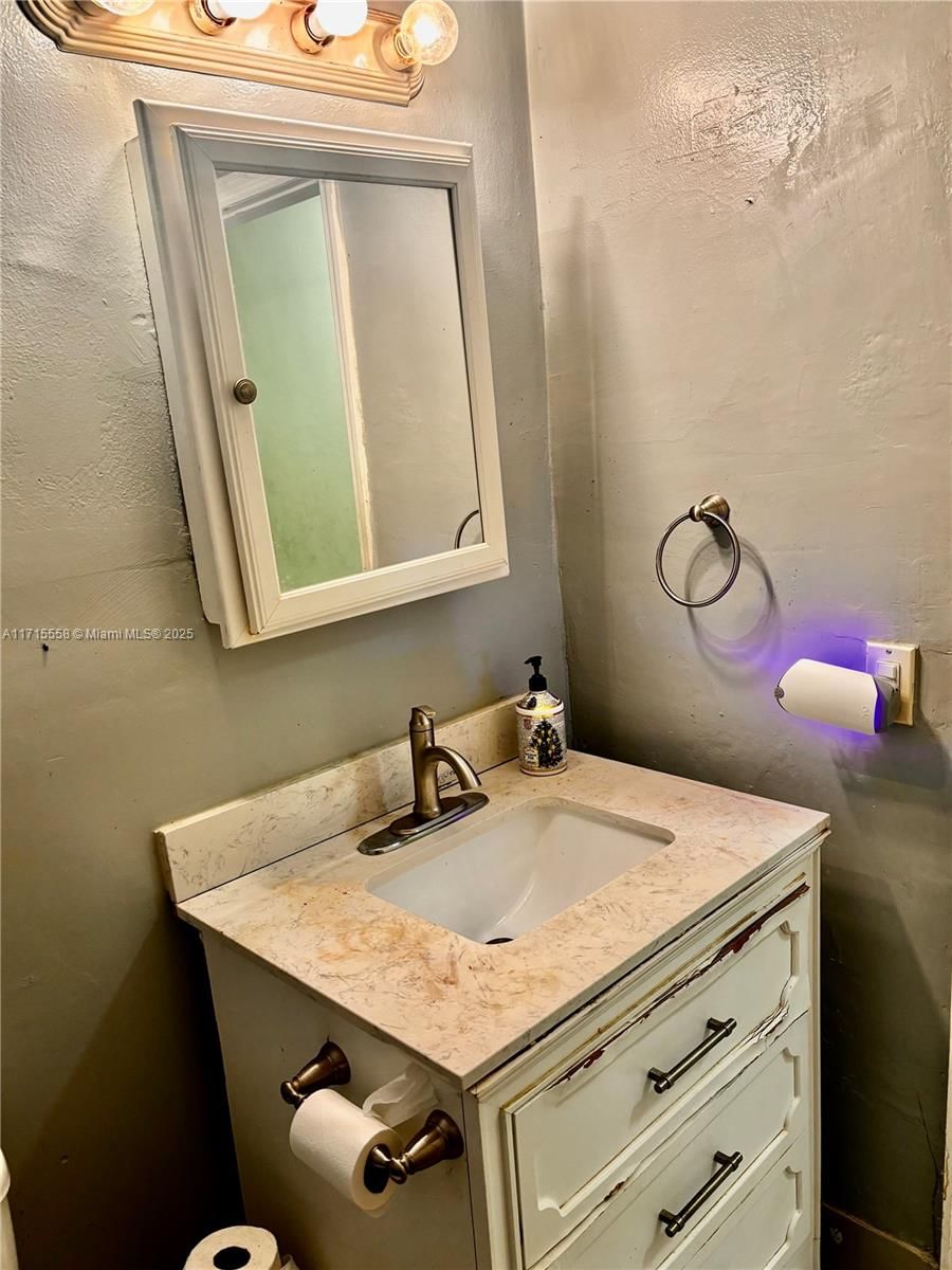 Real estate property located at 1310 115th St, Miami-dade, Curleyville, Miami, FL