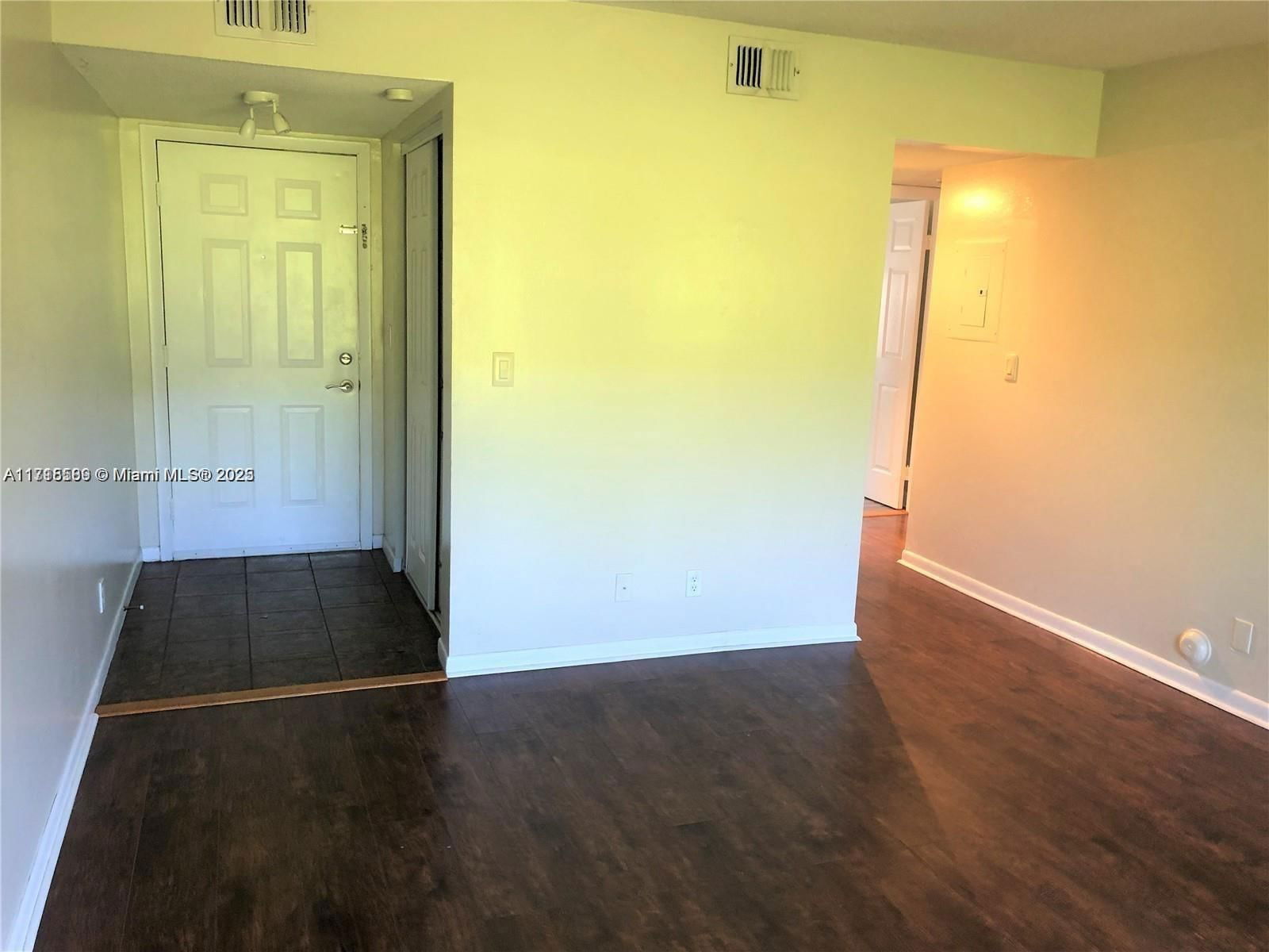 Real estate property located at 815 Boynton Beach Blvd #2-104, Palm Beach, Casablanca Isles Condo, Boynton Beach, FL