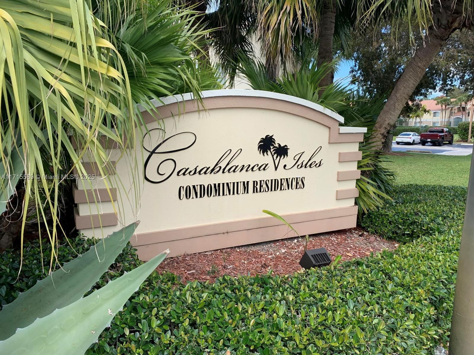 Real estate property located at 815 Boynton Beach Blvd #2-104, Palm Beach, Casablanca Isles Condo, Boynton Beach, FL