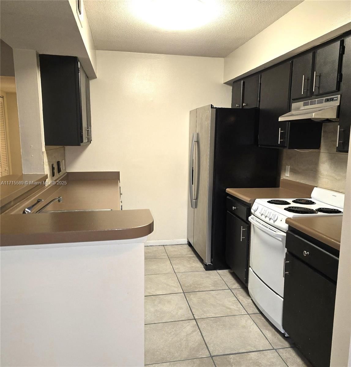 Real estate property located at 815 Boynton Beach Blvd #2-104, Palm Beach, Casablanca Isles Condo, Boynton Beach, FL