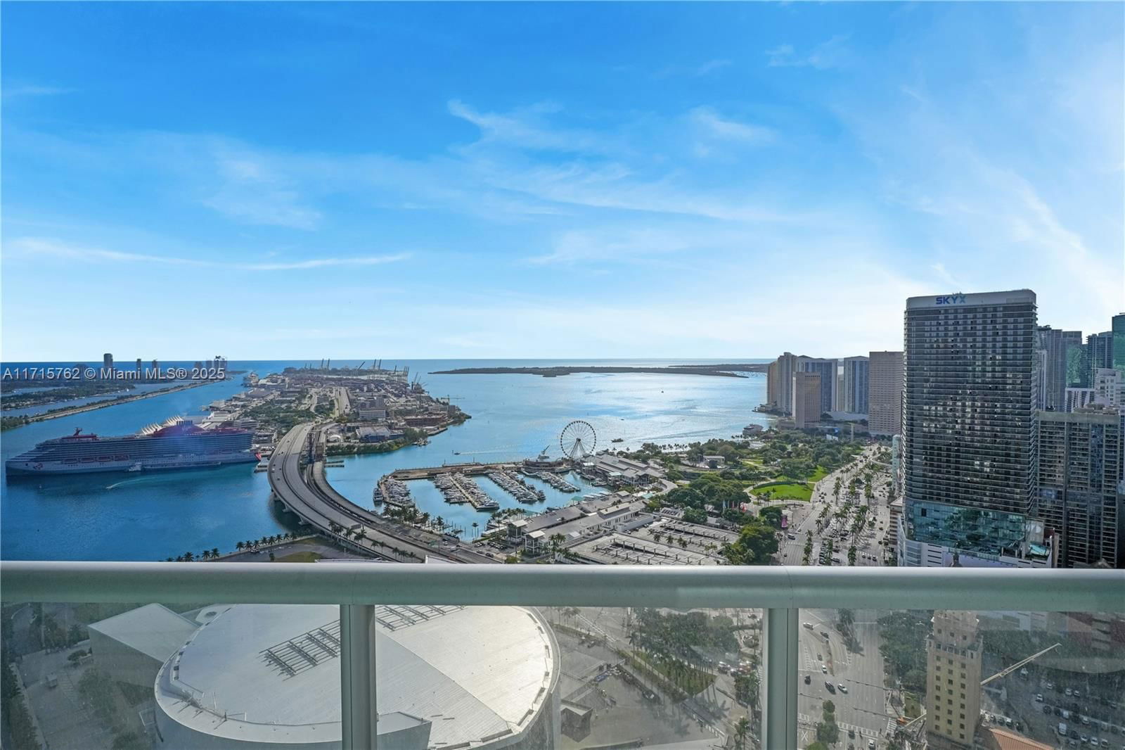 Real estate property located at 888 Biscayne Blvd #4706, Miami-dade, Marinablue Condo, Miami, FL