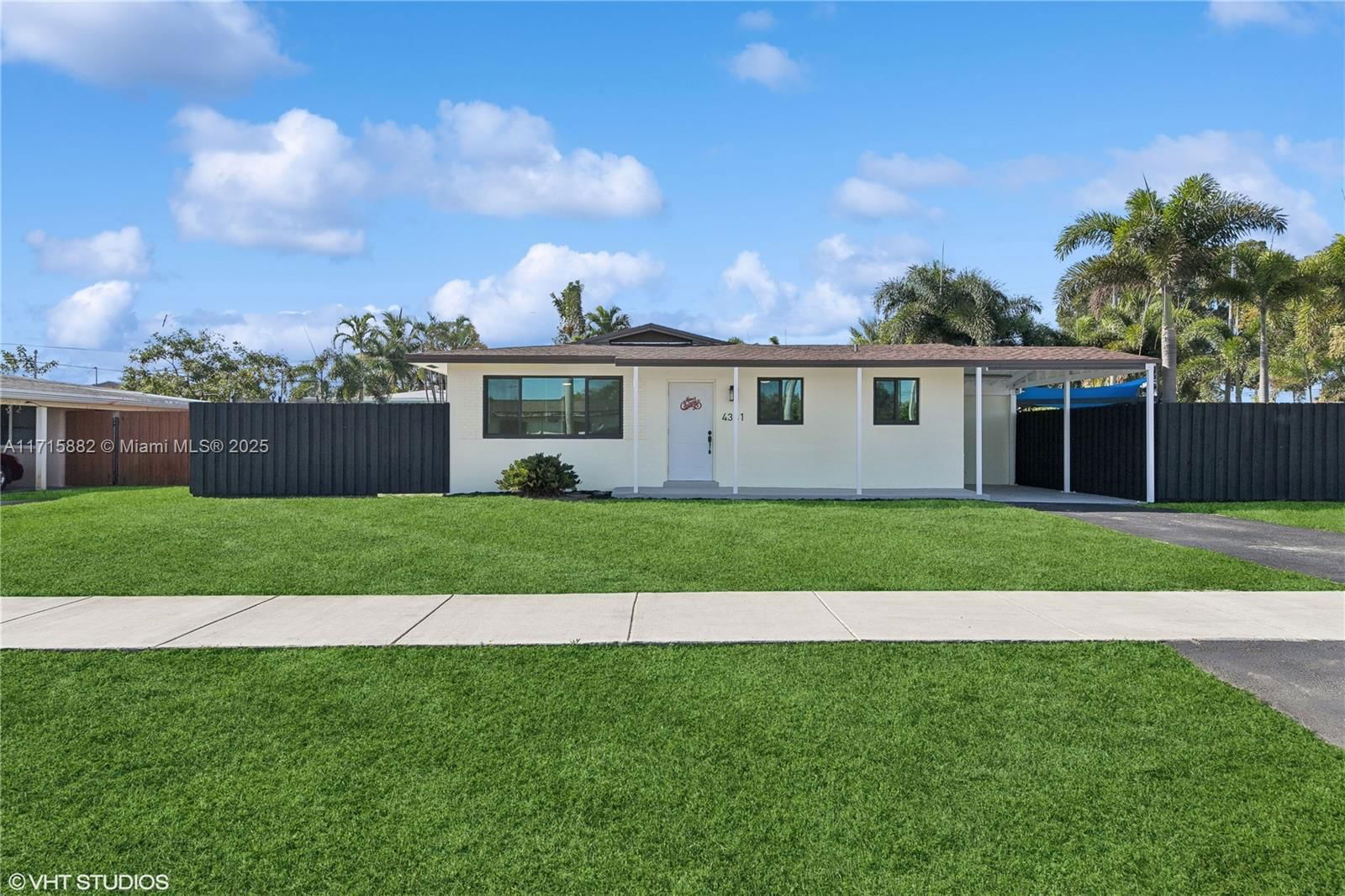 Real estate property located at 4341 15th Ave, Broward, Twin Lakes Homes, Oakland Park, FL
