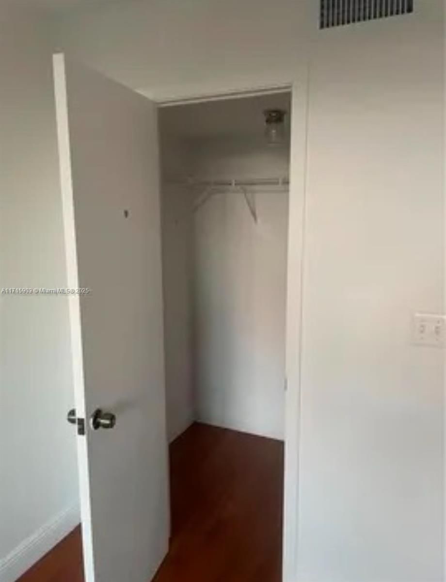 Real estate property located at 6700 Cypress Rd #512, Broward, Plantation Place Condo, Plantation, FL