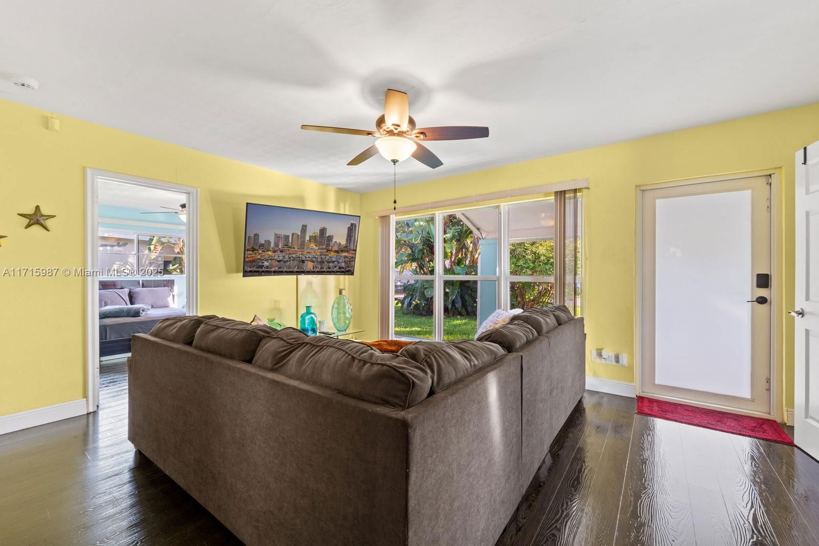 Real estate property located at 311 43rd St, Broward, Annex Park, Oakland Park, FL