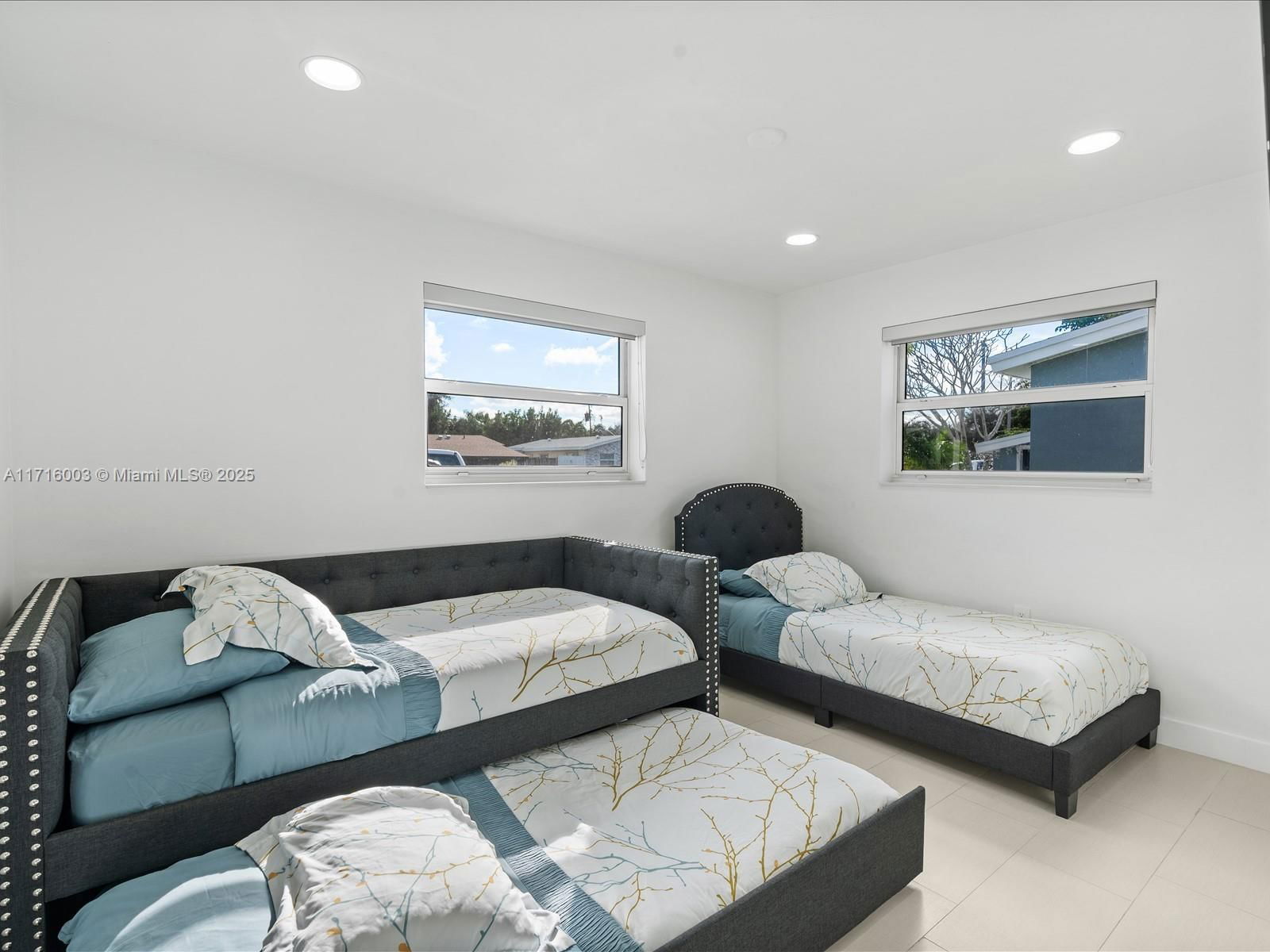 Real estate property located at 6341 Simms St, Broward, Driftwood Plaza No 3, Hollywood, FL