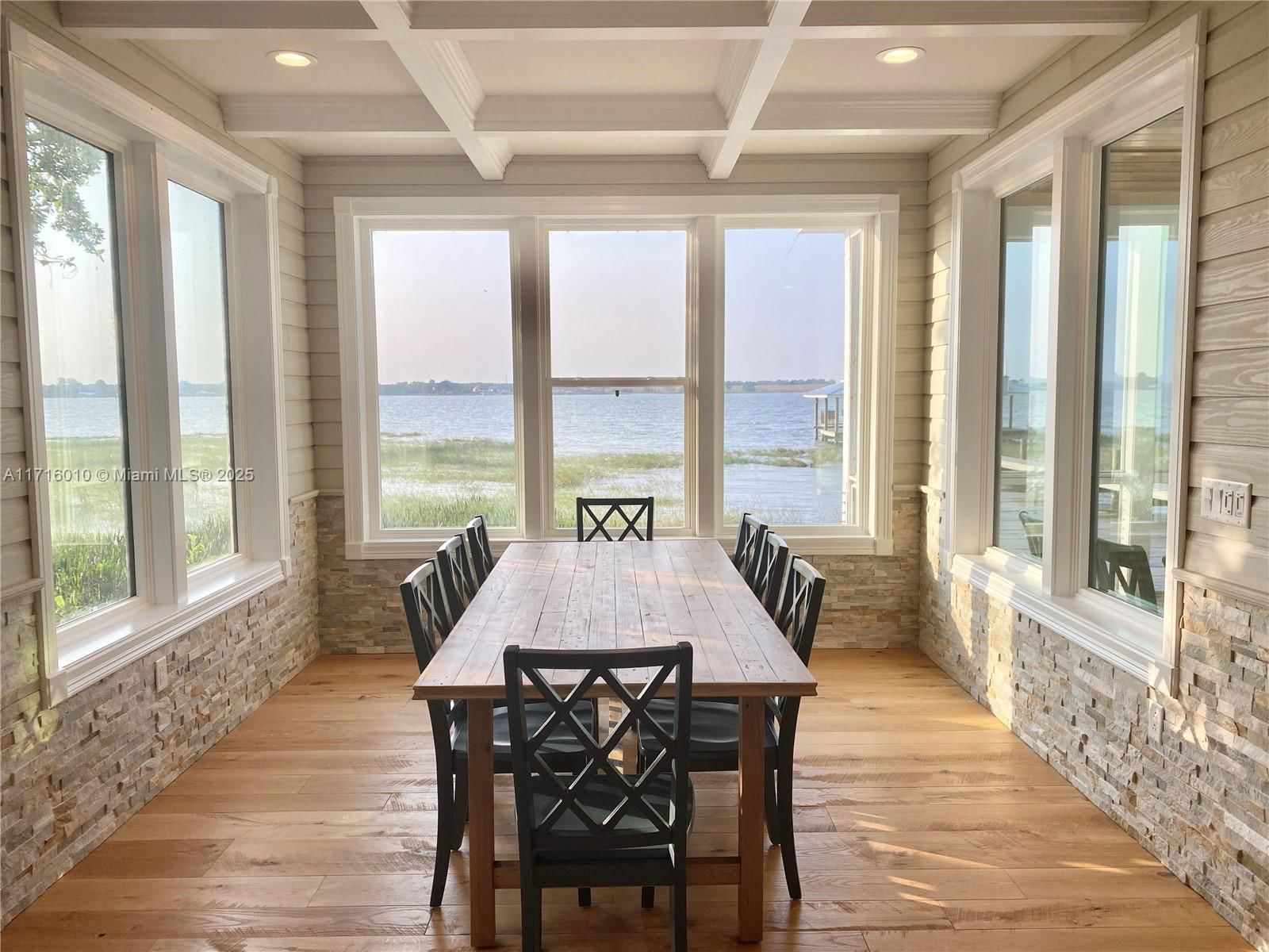 Real estate property located at 424 Lake Mirror Dr, Highlands, Lake Placid North Side, Lake Placid, FL